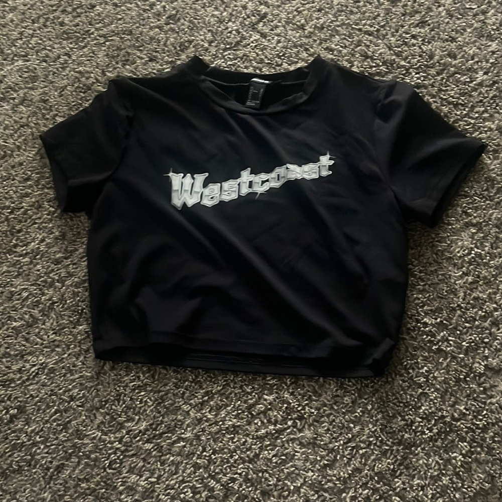 Forever 21 west coast black crop/baby t